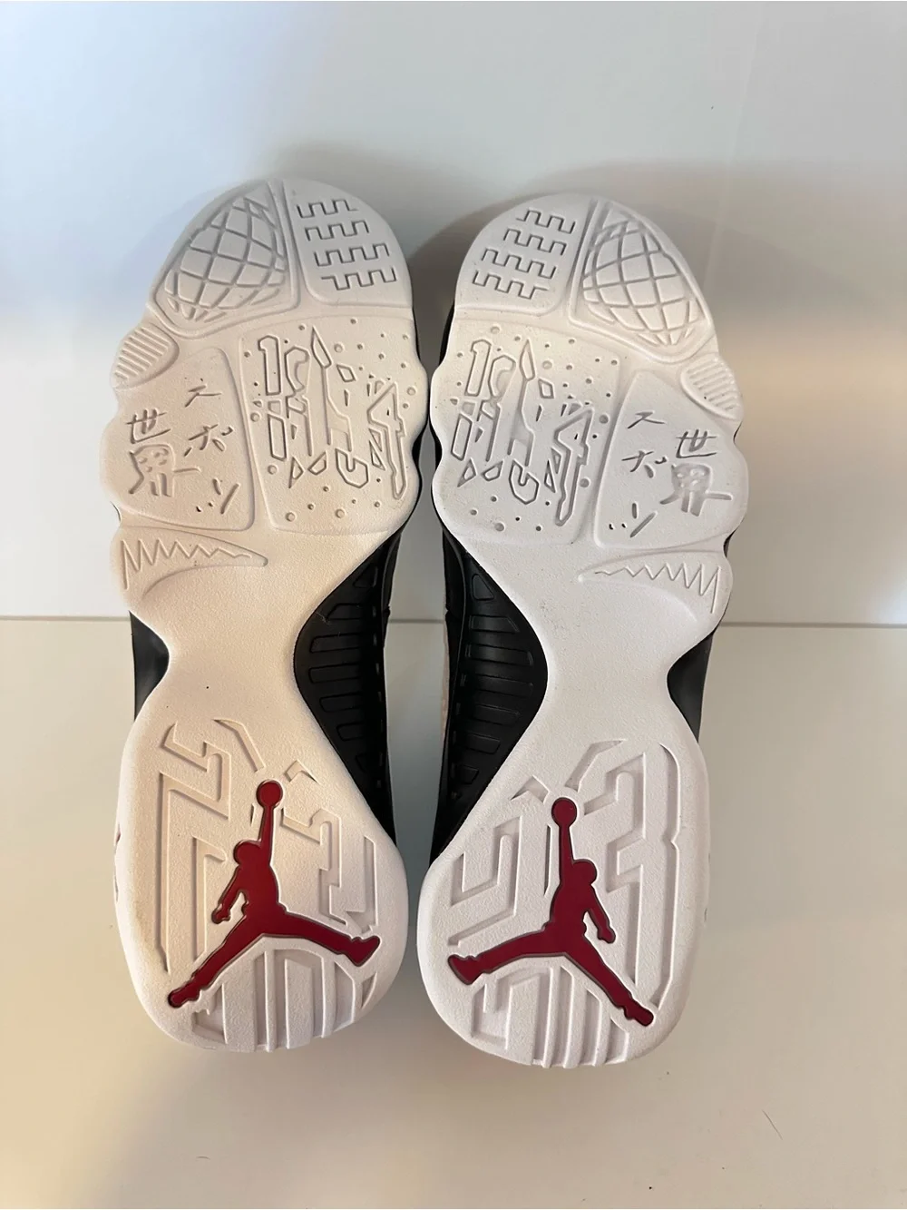 Air Jordan 9 Retro OG Space Jam 2016 in boys 4.5Y White and Black Sneakers